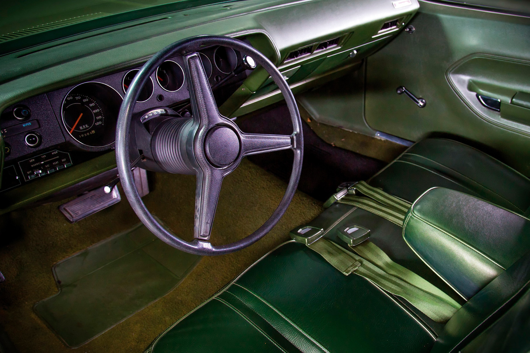 60 лет Plymouth Barracuda60