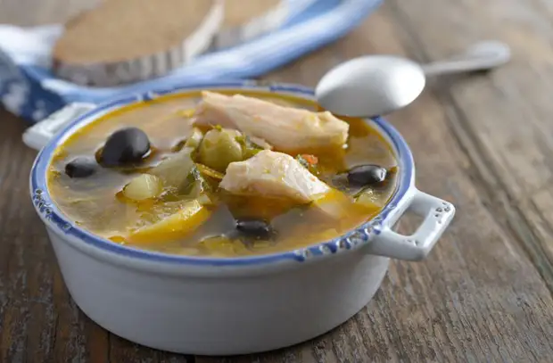 7 лучших рыбных супов, которые согреют в любую погоду7