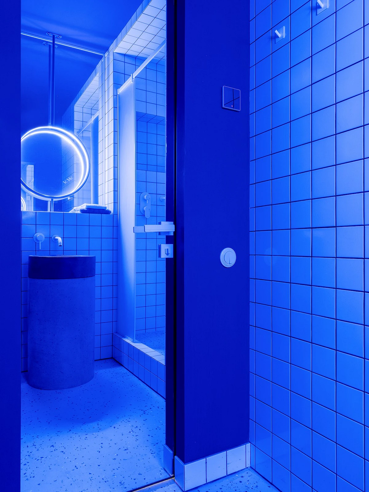 9 необычных решений для ванной комнаты из проектов дизайнеров15