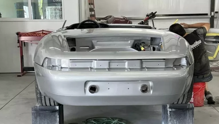 Американец создал потрясающий Porsche 993 Spyder своими руками2