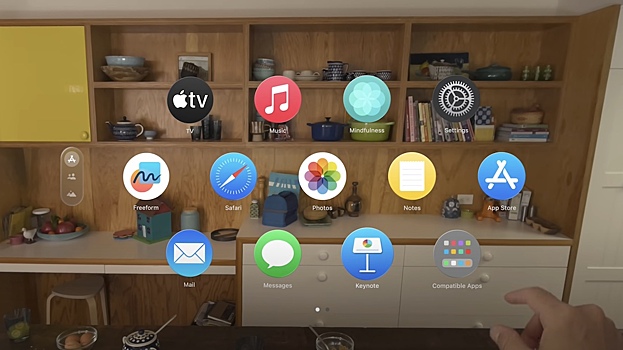 Apple показала новый рекламный ролик шлема Vision Pro