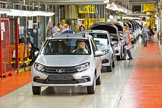За год зарплата рабочего на заводе АвтоВАЗ выросла на 57%