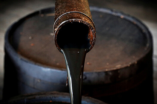 Поставки российской нефти в Индию осложнились из-за санкций