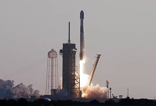 Blue Origin и SpaceX приступили к созданию грузовых лунных кораблей