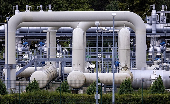 Цена газа в Европе опустилась ниже $300 за 1 тыс. кубометров