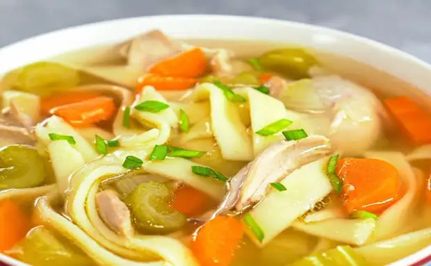 Делаем куриный суп сытнее и ароматнее солянки. Простой, согревающий, со вкусным бульоном0