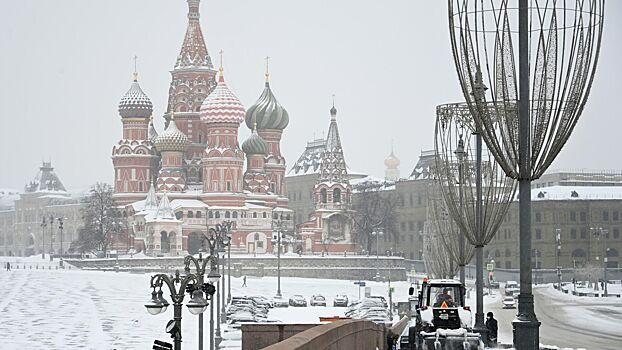 До 2 см снега выпадет в Москве в течение дня0