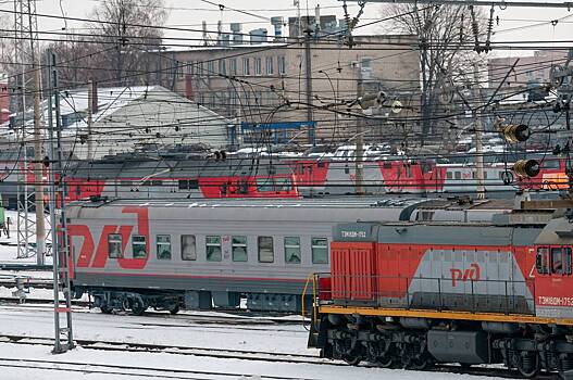 Движение поездов после схода вагонов в Забайкалье восстановили0