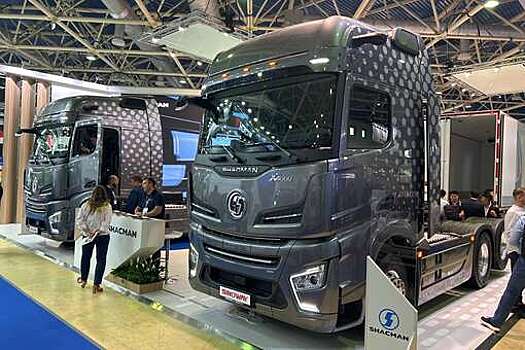 Продажи грузовиков в России выросли в 2023 году на 71%