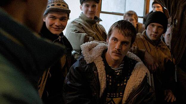 «Это блат»: актер Иван Янковский отреагировал на сравнение со звездным дедушкой