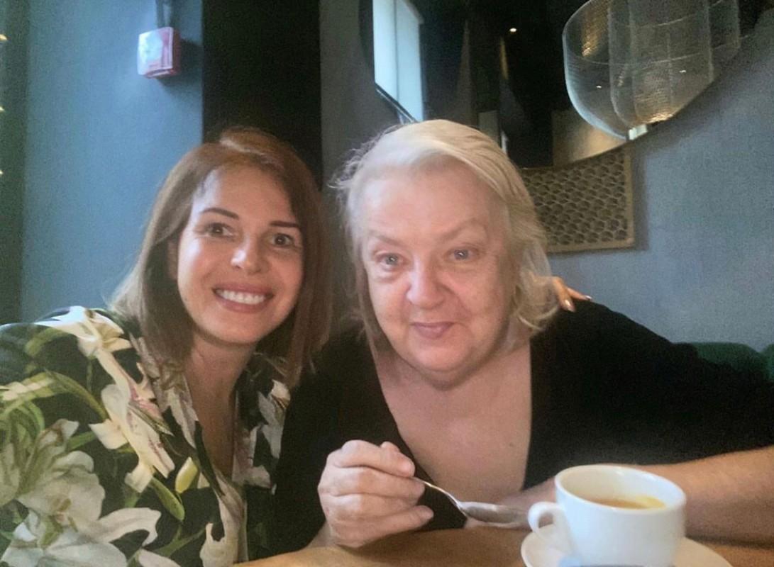 Наталья Штурм с мамой Еленой Константиновной. Фото: соцсети / @nataliashturm