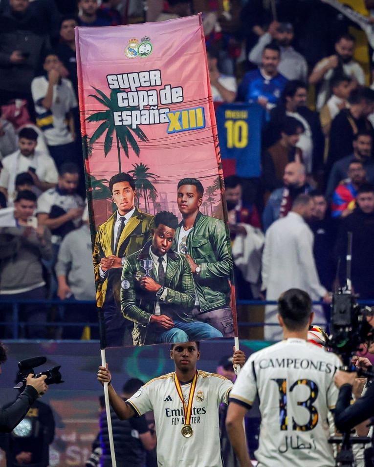 Фанаты «Реала» показали баннер в стиле GTA 6 с Винисиусом, Беллингемом и Родриго1