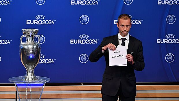 Глава УЕФА заявил, что Европа скатывается в диктатуру