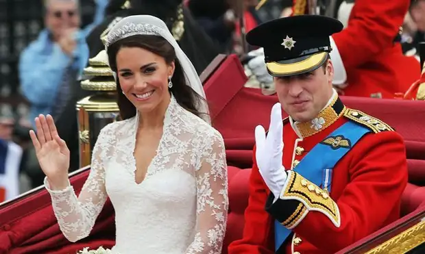 Глаз не отвести: самые красивые свадебные платья королевских особ0