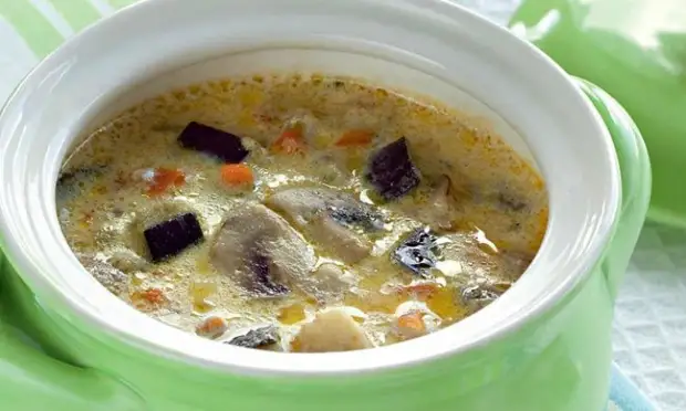 Грибной суп с баклажанами: сытное блюдо без грамма мяса1
