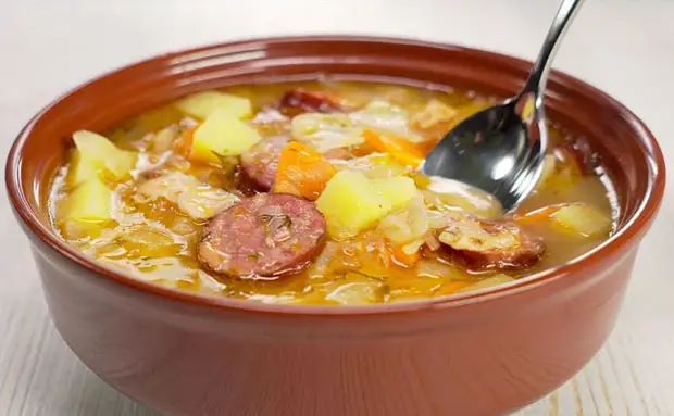 Капустняк из Польши: подаем суп и второе в одной тарелке0