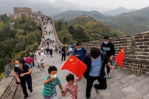 Китай смягчил требования к оформлению виз для иностранцев