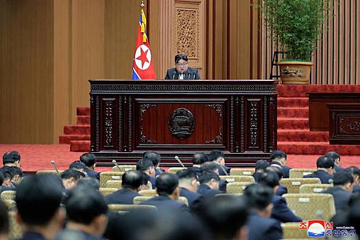 КНДР уберет из конституции мирное объединение с Южной Кореей