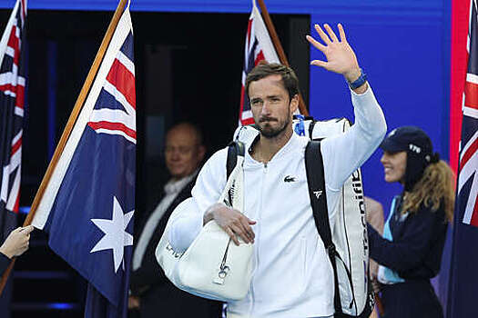 Комментатор Уткин поддержал Медведева после проигранного финала Australian Open