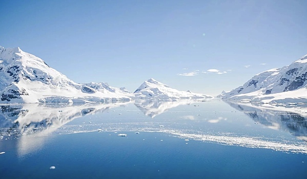 Ученые объяснили аномальное летнее потепление в Антарктике