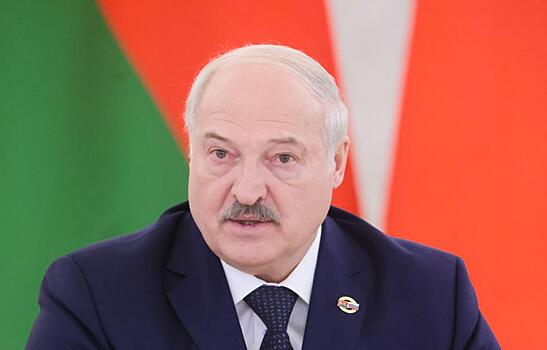 Лукашенко упрекнул Украину в поиске «за морями лучшей жизни»