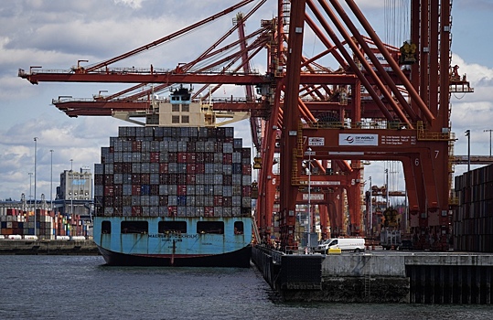 Maersk предупредила о возможных нарушениях в глобальной сети перевозок