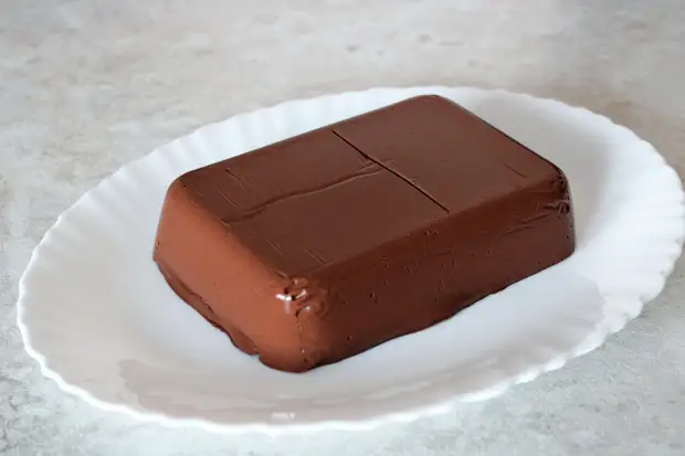 Шоколадный десерт без  выпечки на основе  желатина. Отличная альтернатива тортам  или  пирожным на праздники.-8