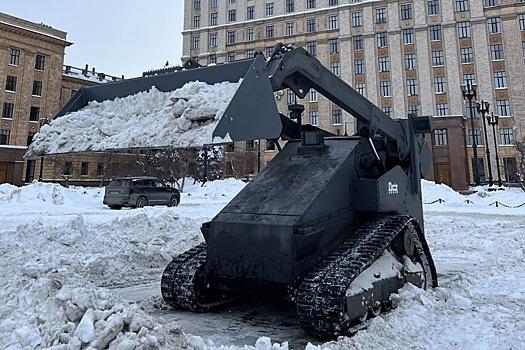 На Урале создали мини-бульдозер, управляемый со смартфона