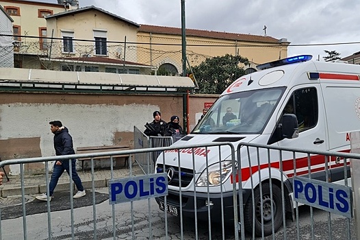 Нападавшие на церковь в Стамбуле приехали на авто с польскими номерами