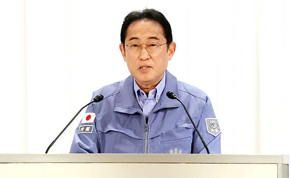 Оппозиция потребовала отставки премьера Японии