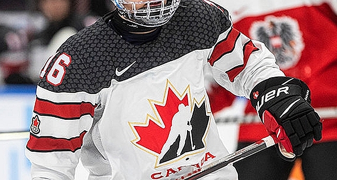 Полиция вызвала канадских хоккеистов по делу об изнасиловании