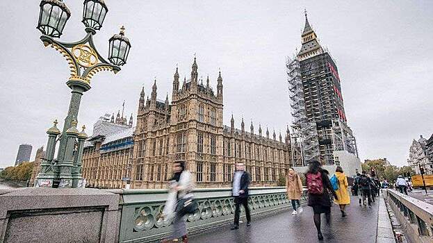 Politico: британские депутаты боятся работать в Вестминстерском дворце из-за его состояния0