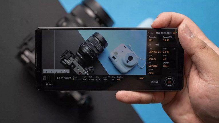 Представлен Sony Xperia 1 V – топовый камерофон за 1399 евро3