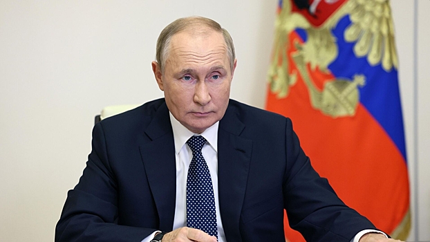 Путин подал декларацию о доходах как кандидат в президенты