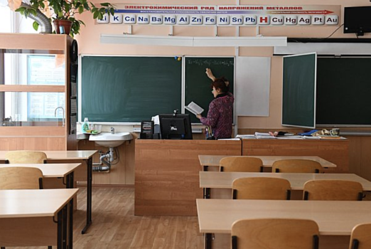 Путин сообщил о сокращении числа учителей в России