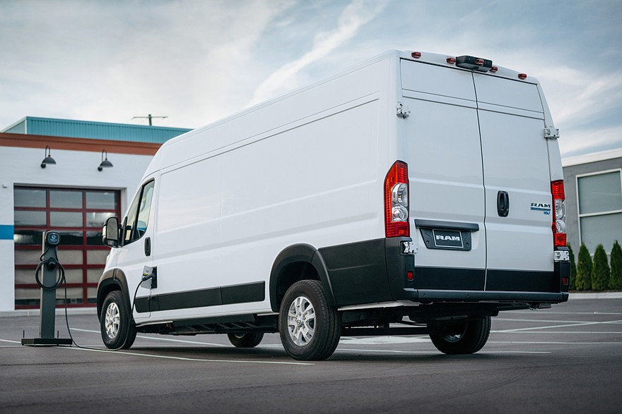 Рассекречен Ram ProMaster EV: фургон поборется за клиентов с Ford E-Transit3