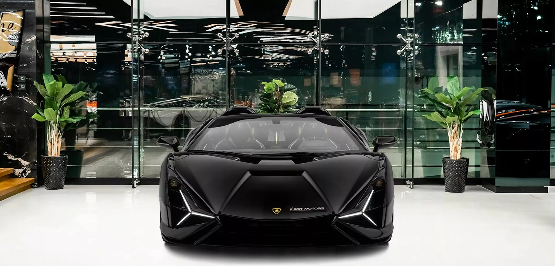 Редчайший супергибрид Lamborghini Sian FKP 37 Roadster появился в продаже в Дубае2