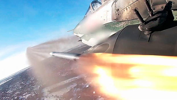 Российские Су-25 ликвидировали украинскую пехоту неуправляемыми ракетами