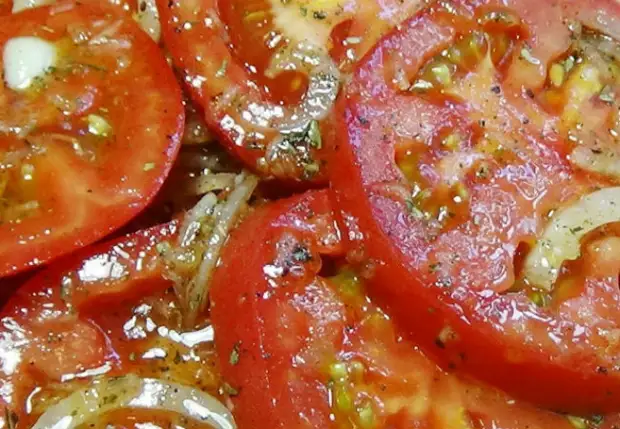 Секундная закуска из помидоров: вкуснее любого салата и гарнира0