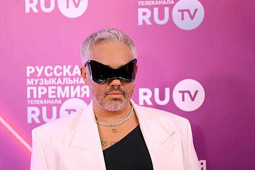 Стилист Рогов решил распродать свои вещи на 140 тысяч рублей