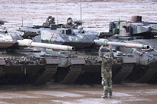 Танку Leopard 2 продырявили пушку на Украине