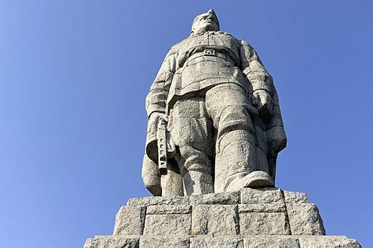 В Болгарии предложили перенести памятник "Алеша" из Пловдива в Софию