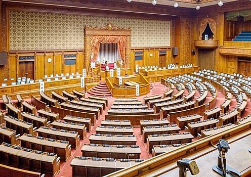 В парламент Японии вызвали взрывотехников из-за подозрительного предмета0