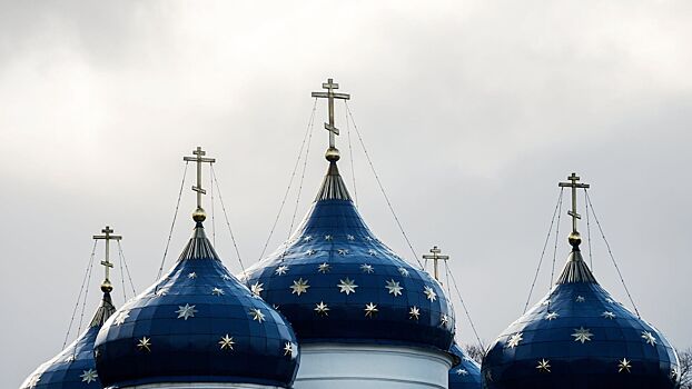 В РПЦ планируют в четыре раза увеличить число военных священников