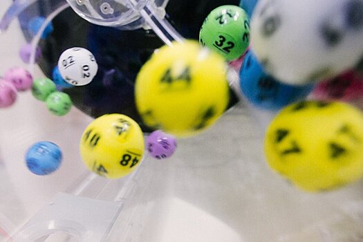 Выигравший миллиард рублей в лотерее обратился за выигрышем