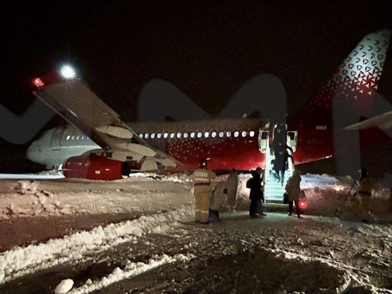 Авиакомпании «Россия» назвала причину инцидента в аэропорту Саранска1