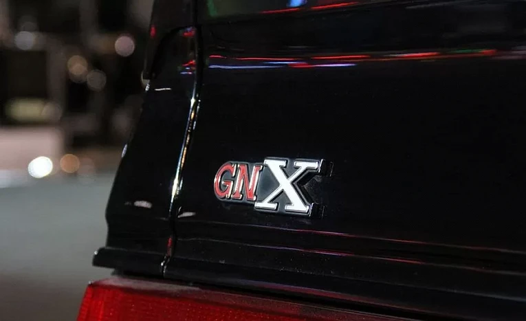 Buick GNX: аэродинамика кирпича, пятиместный салон и динамика круче, чем у Ferrari F403