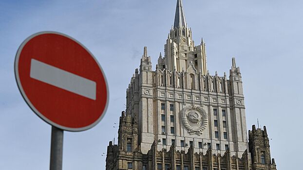 Бывший чиновник Госдепа сообщил о безумии США в отношении России