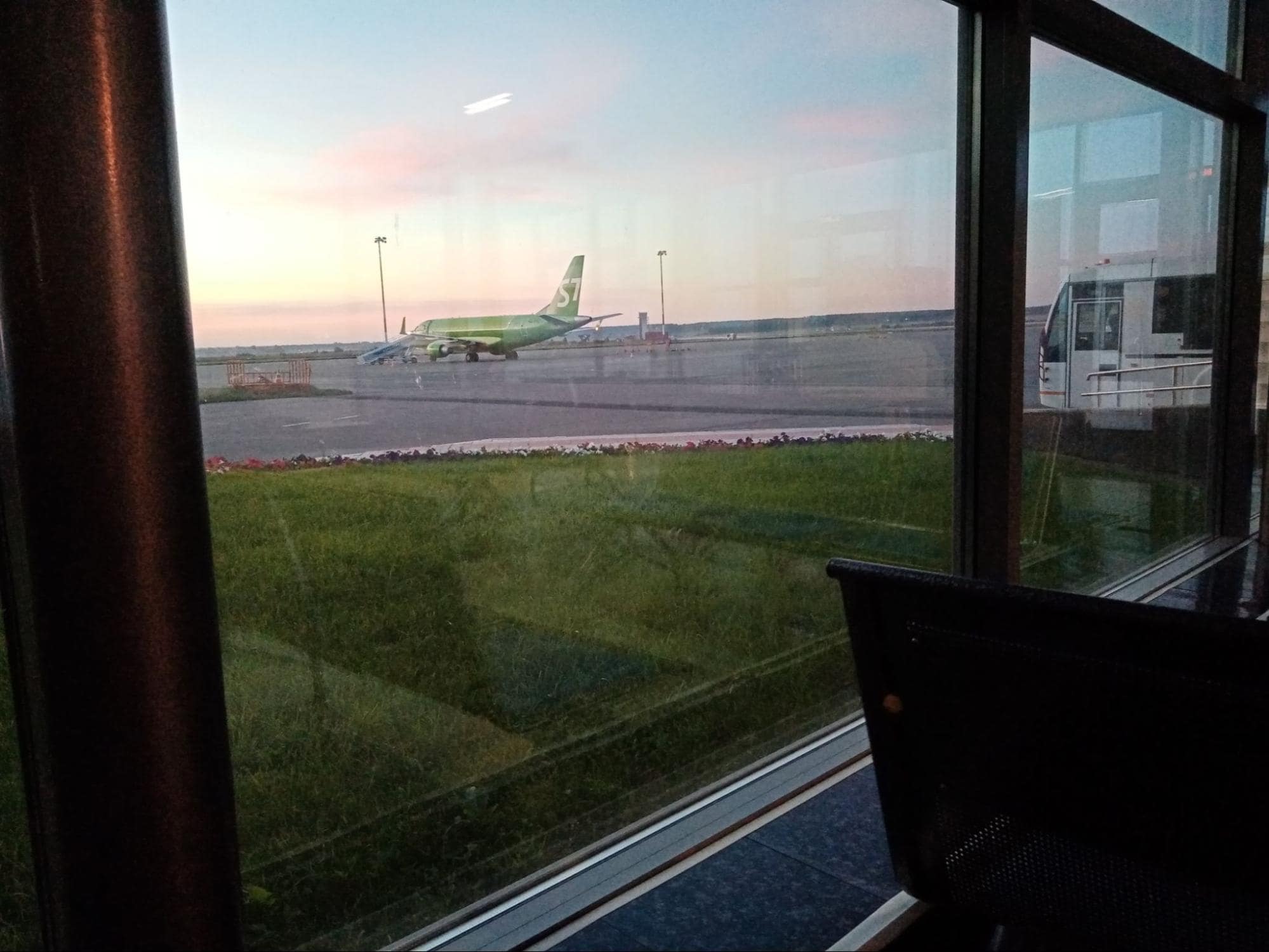 Самолет компании S7 – на нем летел в Москву