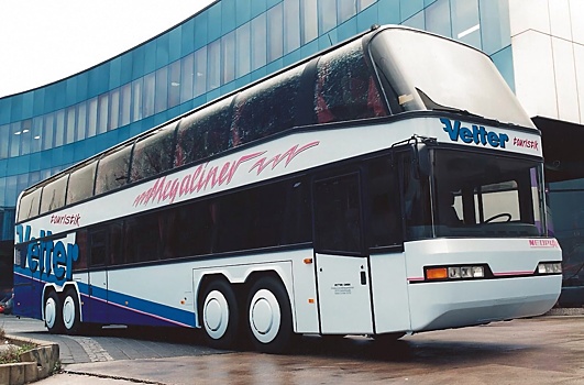 Два редчайших автобуса-гиганта продают в России